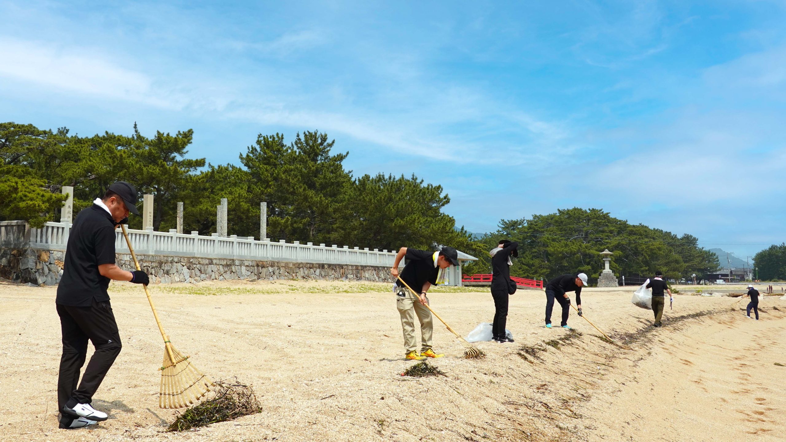 第6回】津田の松原 合同海岸清掃を行いました | 株式会社セキヤ